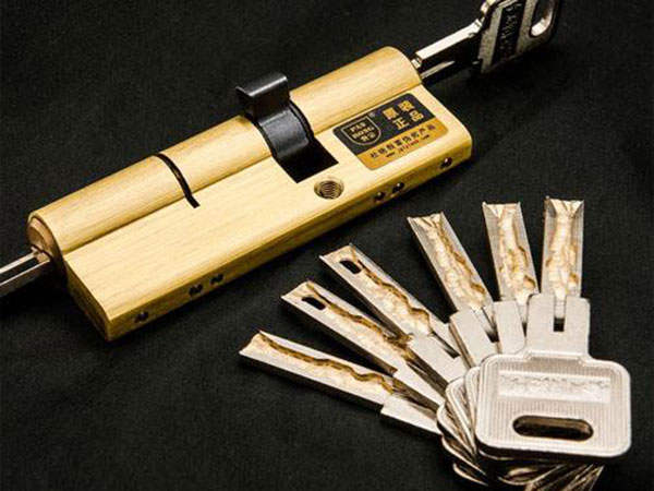 鼎湖24小时上门开锁公司